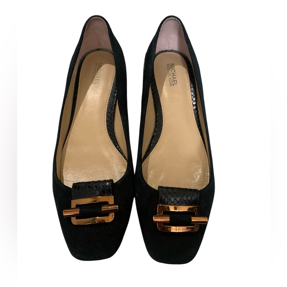 Michael Kors Black heeled flats with Gold Accent